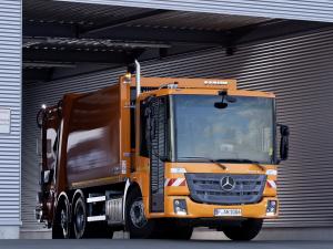 2013 Mercedes-Benz Econic 2635 Rolloffcon